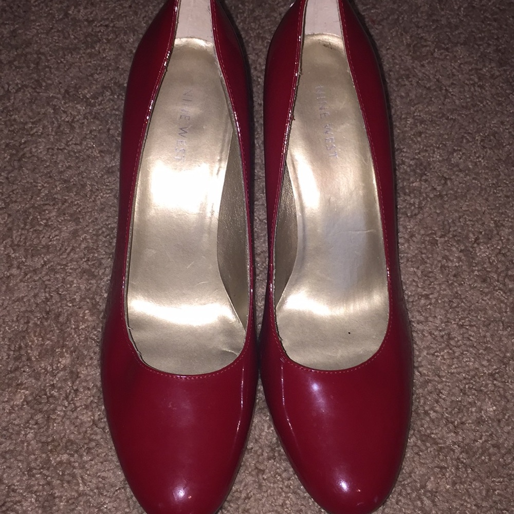 Red Nine West heels.